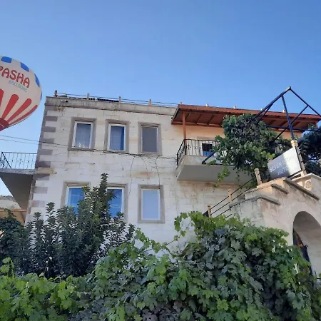 Sevin Stone Проживание в семье Гореме