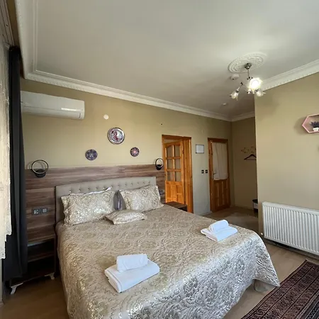 Sevin Stone Alloggio in famiglia